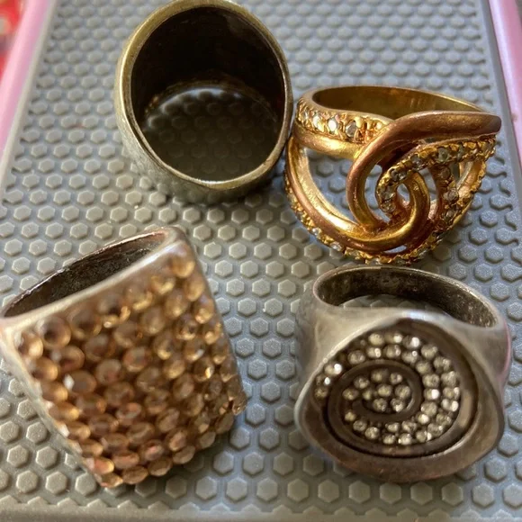 Large old chunky rings - Picture 2 of 7